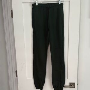 Cotton Citizen Green sweatpants Joggers with Relaxed Fit